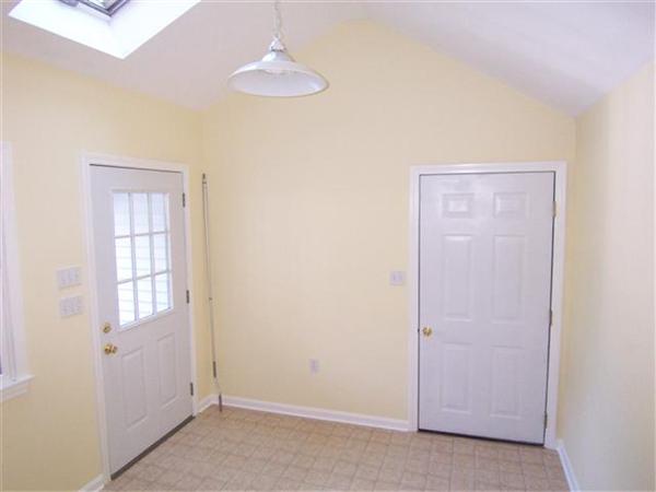 131 Ruby Road Dracut, MA 01826 - Photo 20 of 30 Gallery Image 20