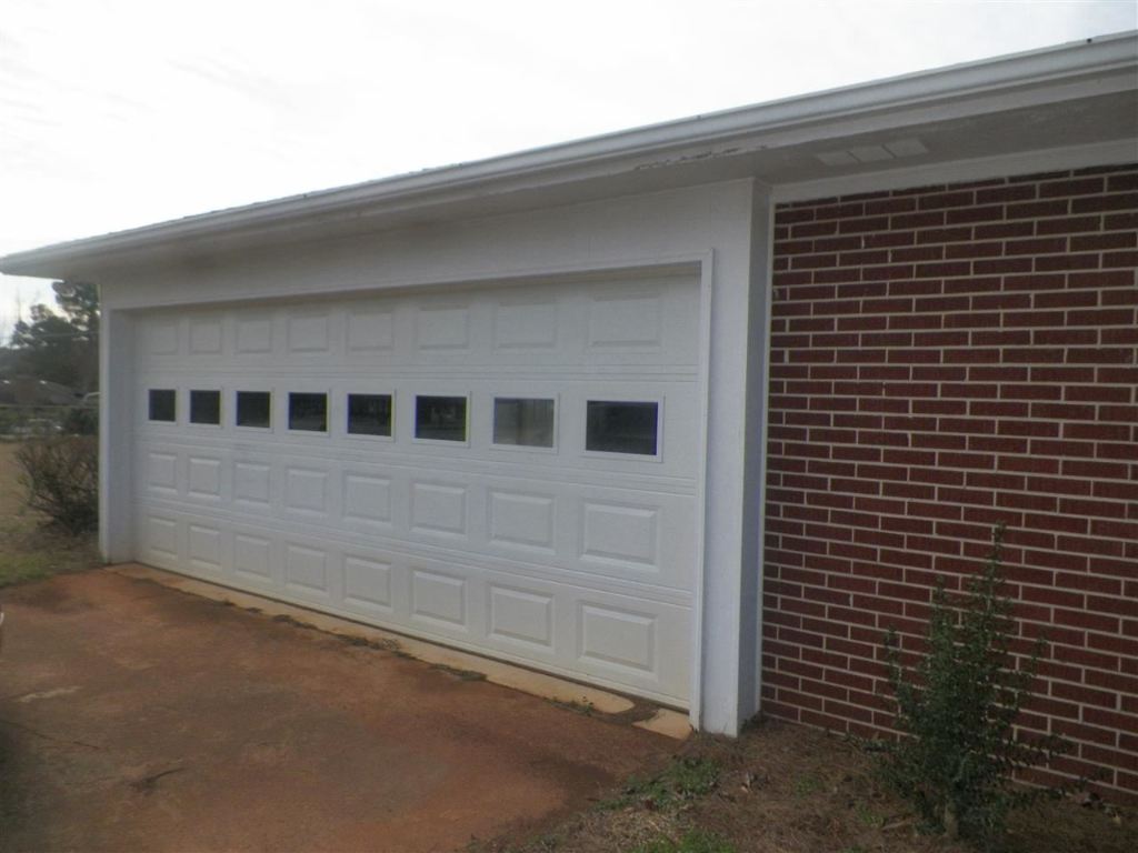 2410 Lindale Road Anderson, SC 29621 - Photo 3 of 16