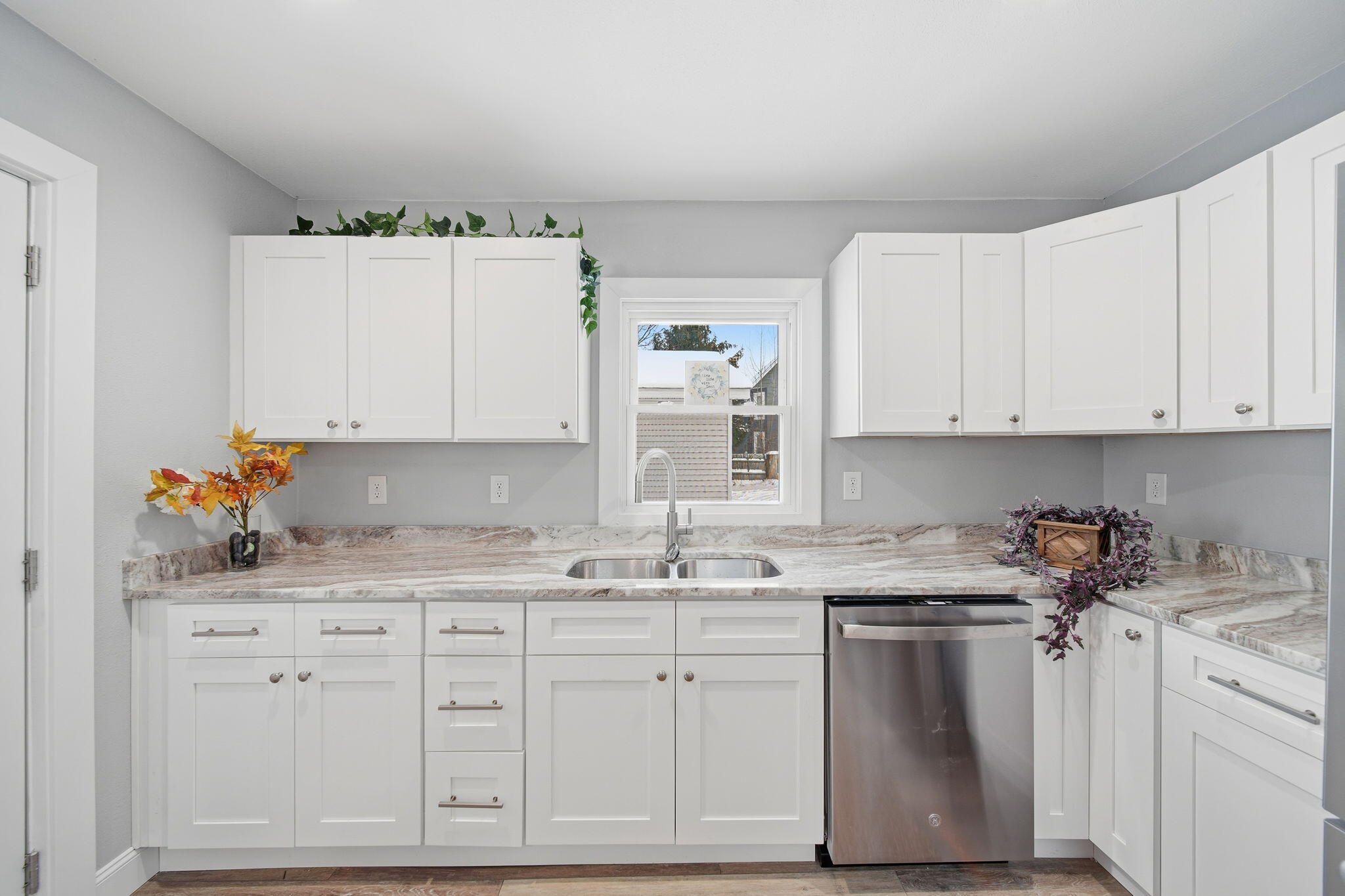 1506 Pringle Avenue Jackson, MI 49203 - Photo 16 of 54 16