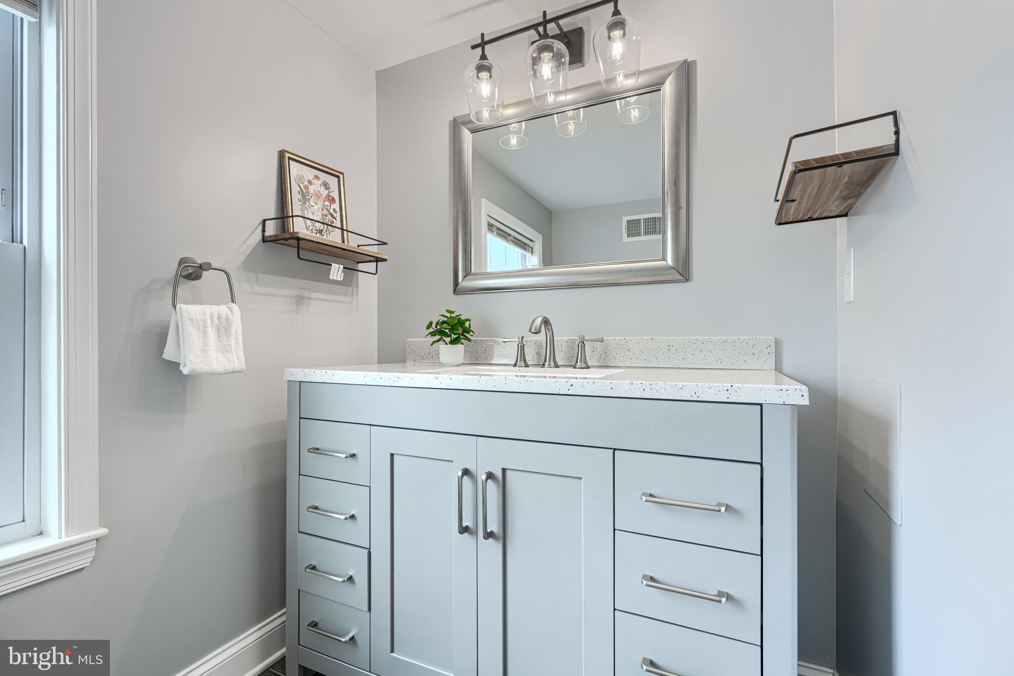 3540 Roland Avenue Baltimore, MD 21211 - Photo 41 of 51 Primary Ensuite Bathroom