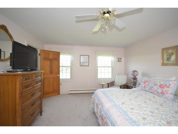 2 Wade Farm Road, Unit C Newmarket, NH 03857 - Photo 18 of 25 Gallery Image 18