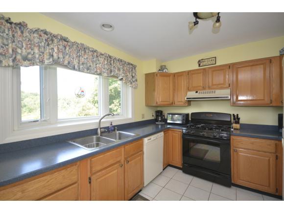 2 Wade Farm Road, Unit C Newmarket, NH 03857 - Photo 6 of 25 Gallery Image 6