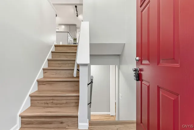 $3,250 | 7789 New Hope East, Clay, NY 13090