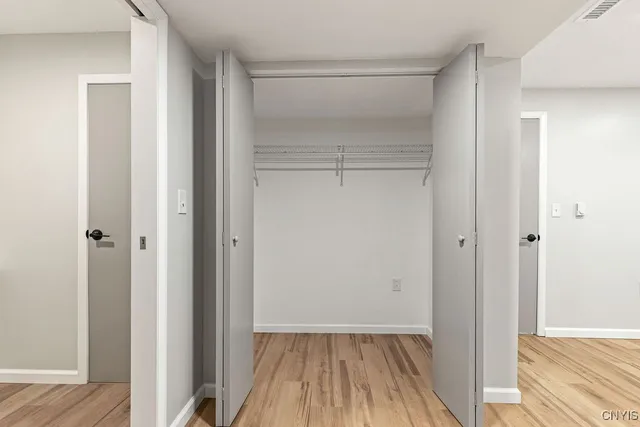 $3,250 | 7789 New Hope East, Clay, NY 13090