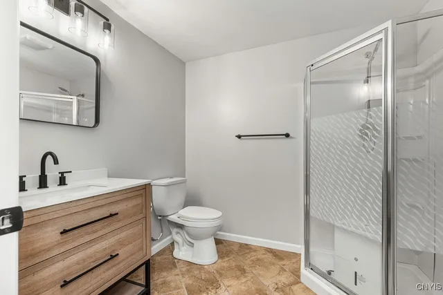 $3,250 | 7789 New Hope East, Clay, NY 13090