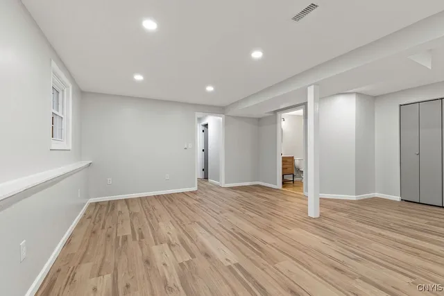 $3,250 | 7789 New Hope East, Clay, NY 13090