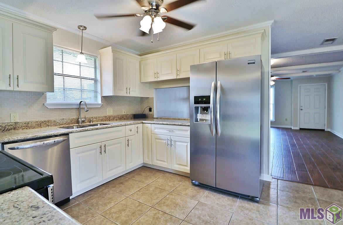 16804 Patton Avenue Baton Rouge, LA 70816 - Photo 4 of 11 Gallery Image 4