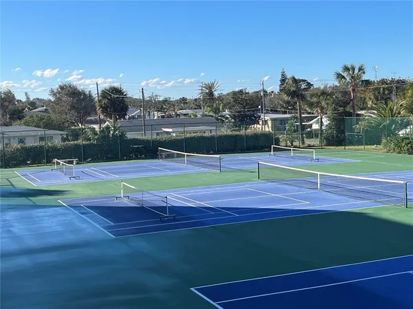 a view of a tennis court