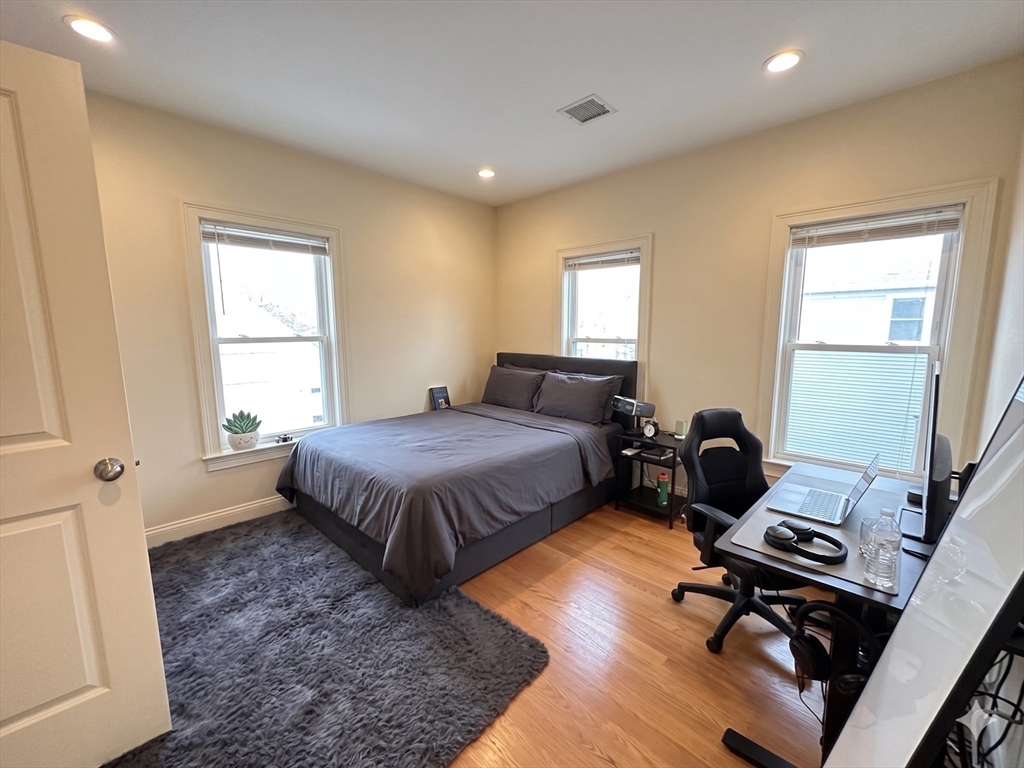 50 Carleton Street, Unit 50 Newton, MA 02458 - Photo 8 of 13