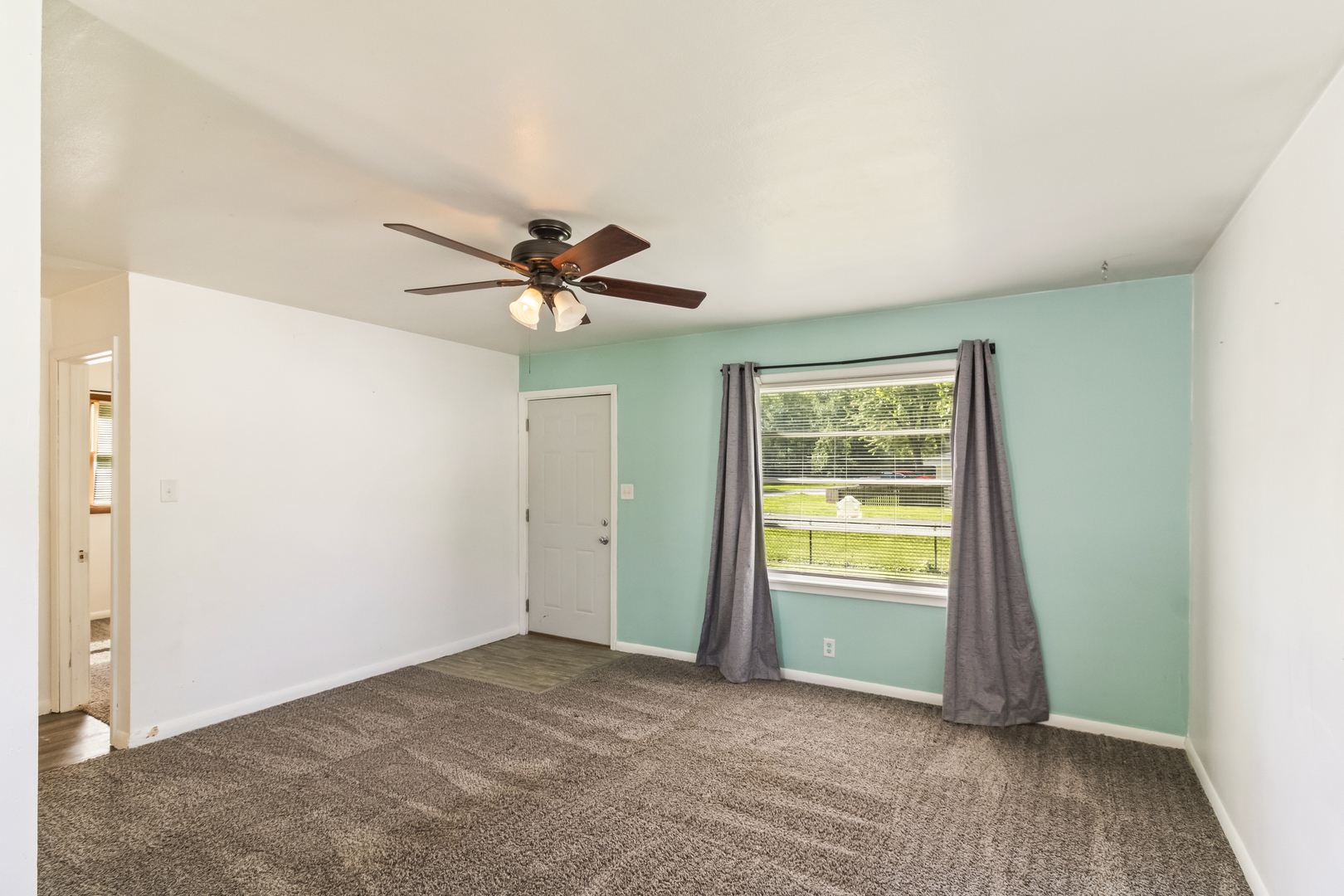 2049 Hamilton Avenue Springfield, IL 62702 - Photo 7 of 17