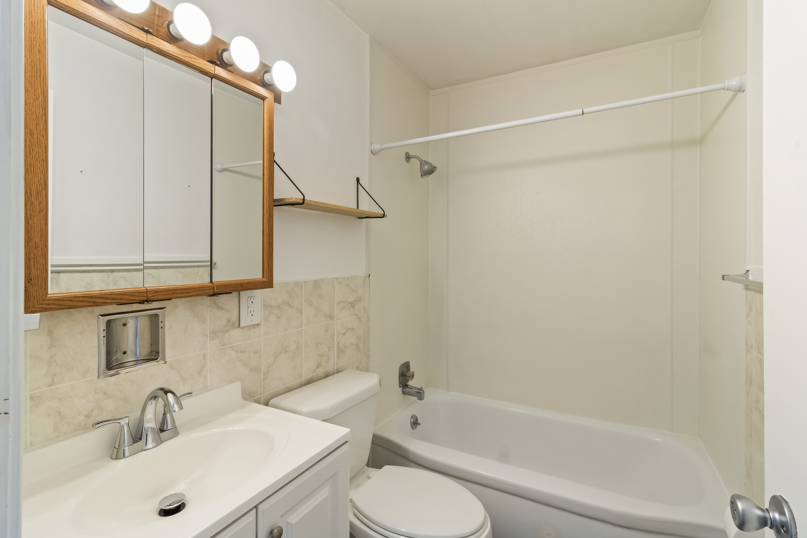 2049 Hamilton Avenue Springfield, IL 62702 - Photo 9 of 17