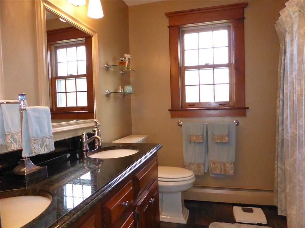 215 Fort Hill Road Gorham, ME 04038 - Photo 29 of 35 Full Bath with tub and shower/...