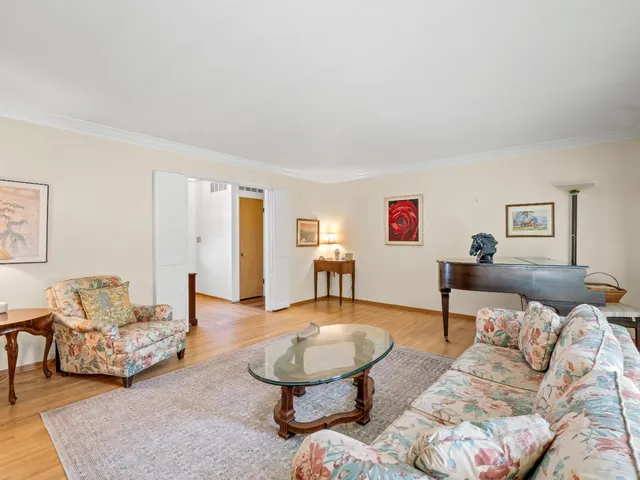 $555,000 | 1486 West Roberts Avenue, Fresno, CA 93711