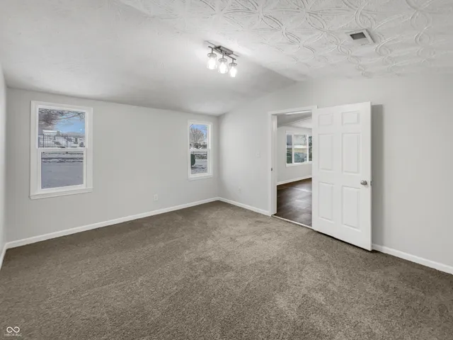 $241,000 | 626 Harding Street, Plainfield, IN 46168