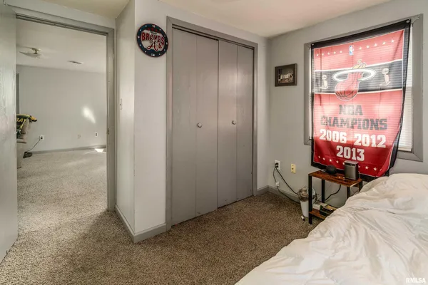 $225,000 | 201 South Pershing Street, Energy, IL 62933