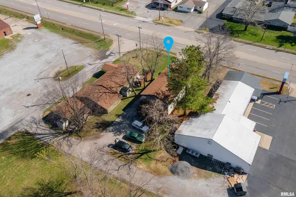 $225,000 | 201 South Pershing Street, Energy, IL 62933