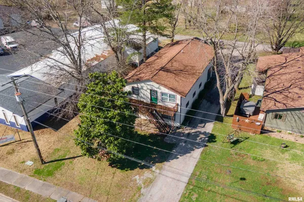 $225,000 | 201 South Pershing Street, Energy, IL 62933