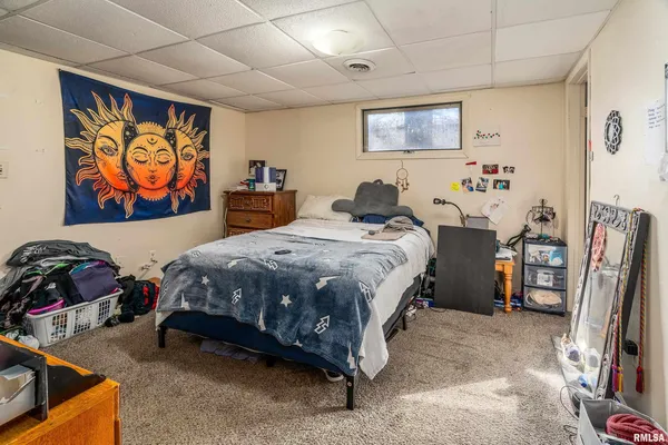 $225,000 | 201 South Pershing Street, Energy, IL 62933