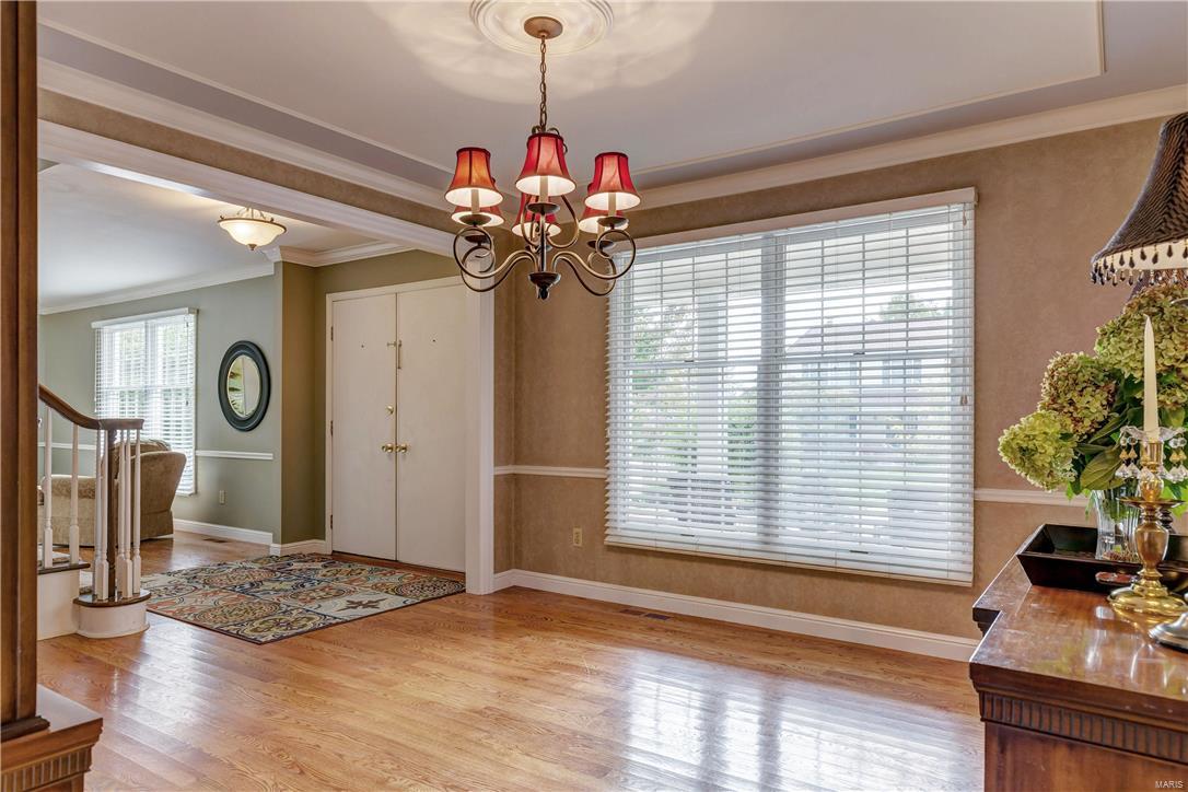 639 Waterford Ridge Drive Ballwin, MO 63021 - Photo 7 of 35 Gallery Image 7
