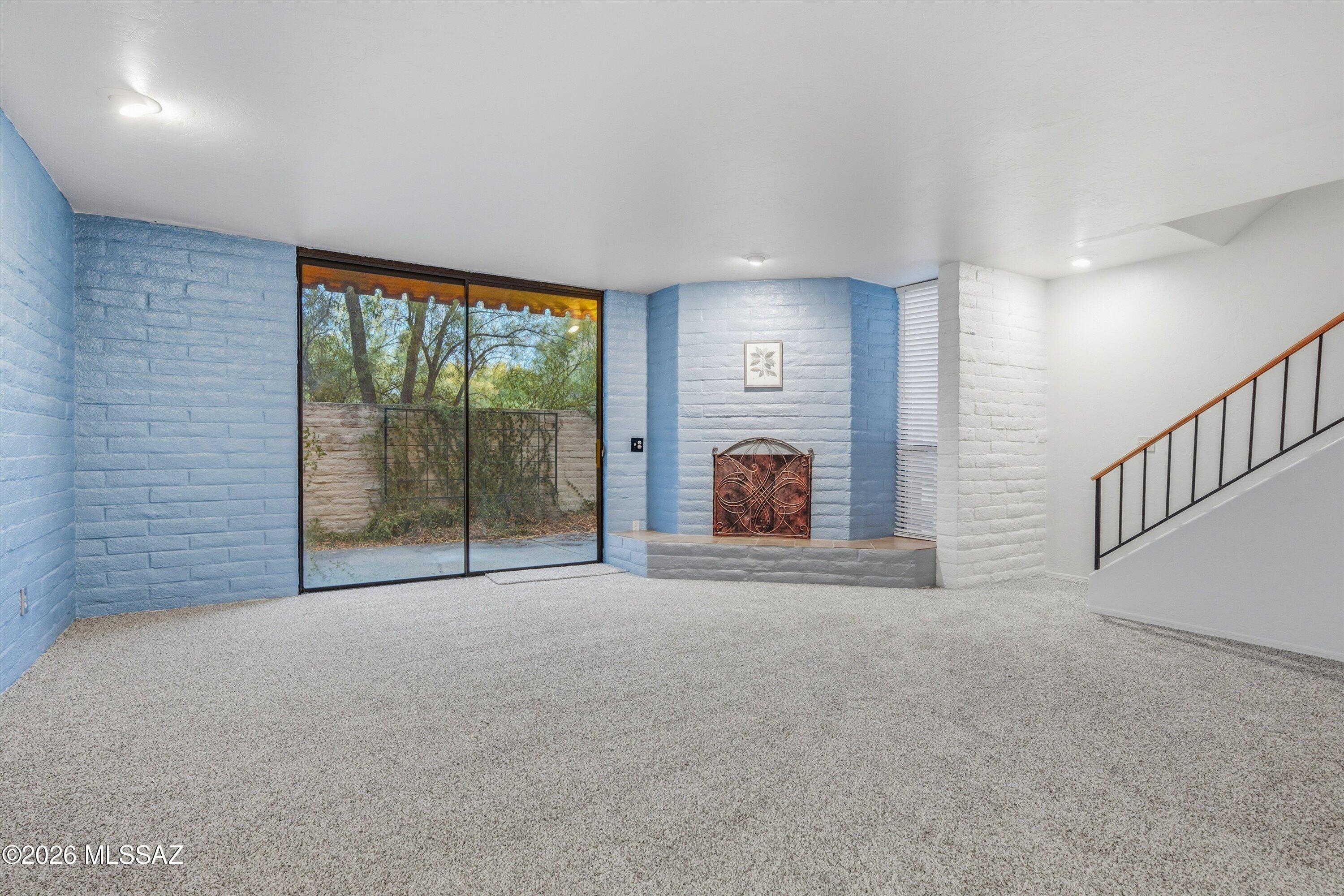 2882 East Sierra Vista Road Tucson, AZ 85716 - Photo 20 of 43 Living Room