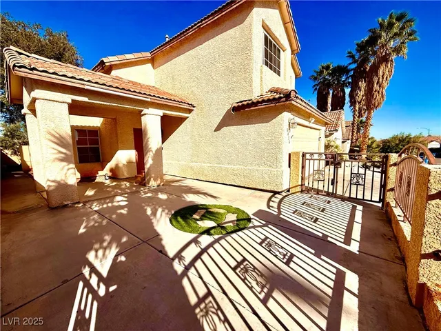 $2,400 | 8436 Orchard Ridge Avenue, Las Vegas, NV 89129