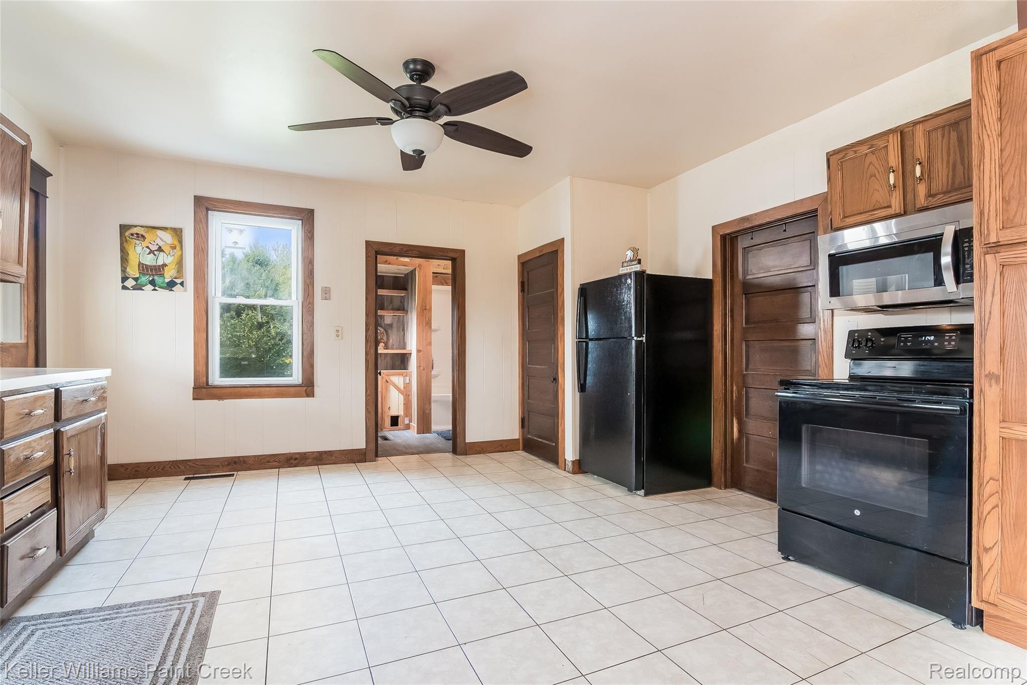 2448 Husak Road Standish, MI 48658 - Photo 12 of 48 013-photo--8603167.jpg