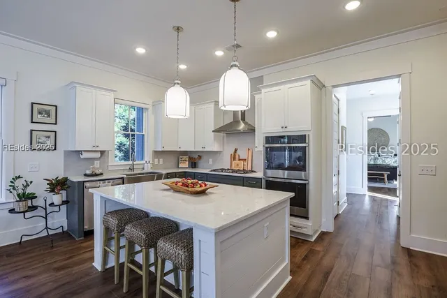 $1,275,000 | 35 Blue Dasher Lane, Bluffton, SC 29909