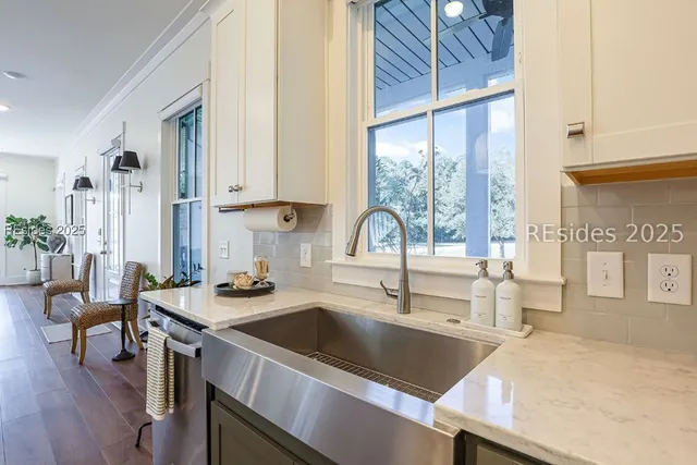 $1,275,000 | 35 Blue Dasher Lane, Bluffton, SC 29909