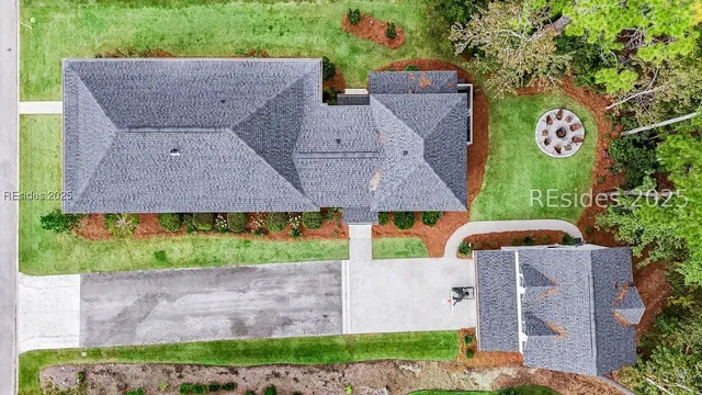 $1,275,000 | 35 Blue Dasher Lane, Bluffton, SC 29909