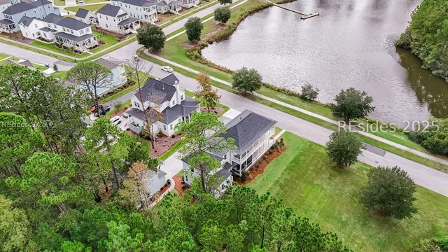 $1,275,000 | 35 Blue Dasher Lane, Bluffton, SC 29909