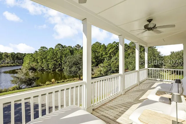 $1,275,000 | 35 Blue Dasher Lane, Bluffton, SC 29909