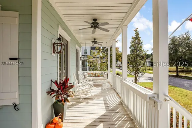 $1,275,000 | 35 Blue Dasher Lane, Bluffton, SC 29909