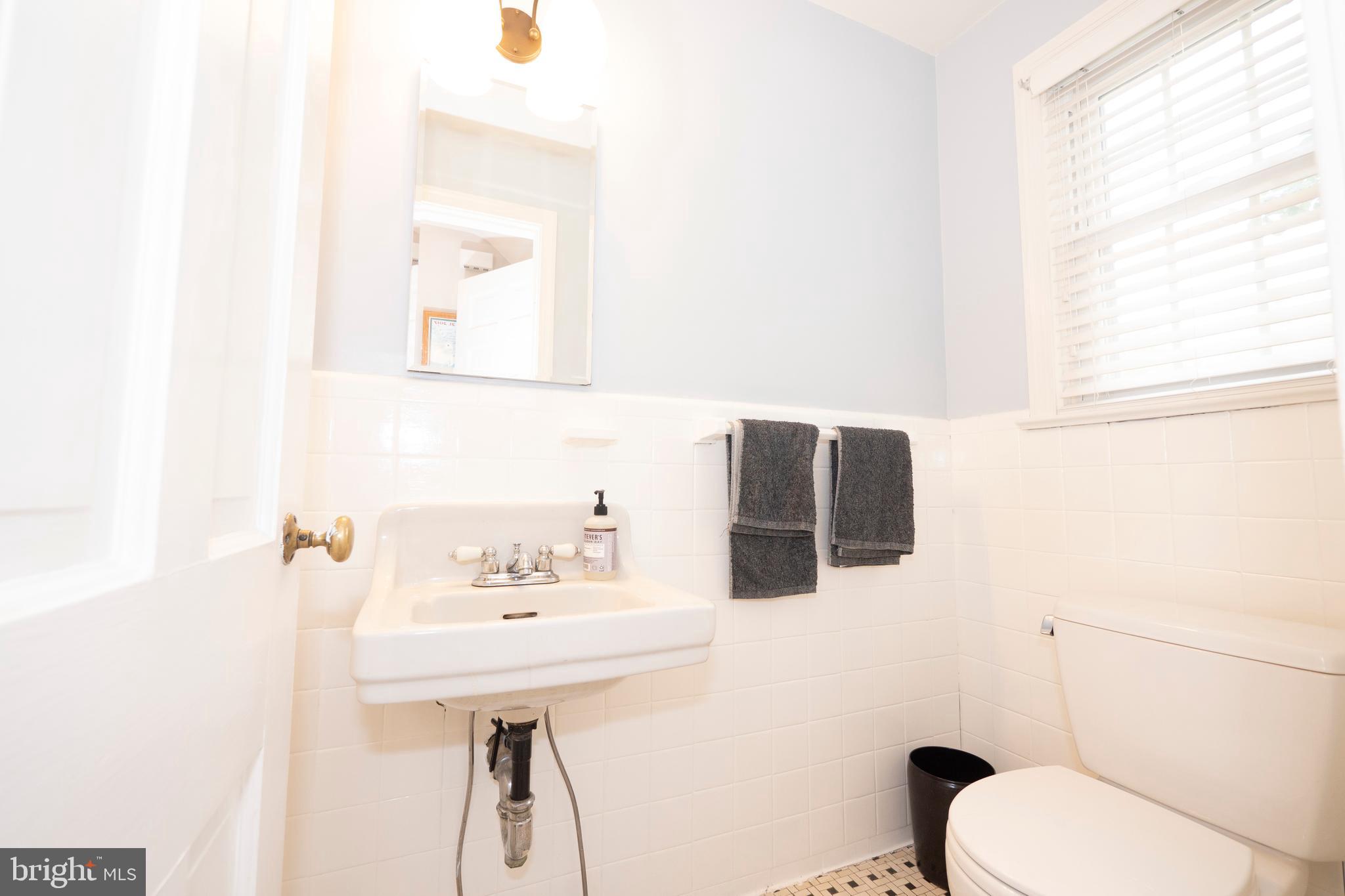 1802 August Drive Silver Spring, MD 20902 - Photo 14 of 35 Main Level - Half Bath