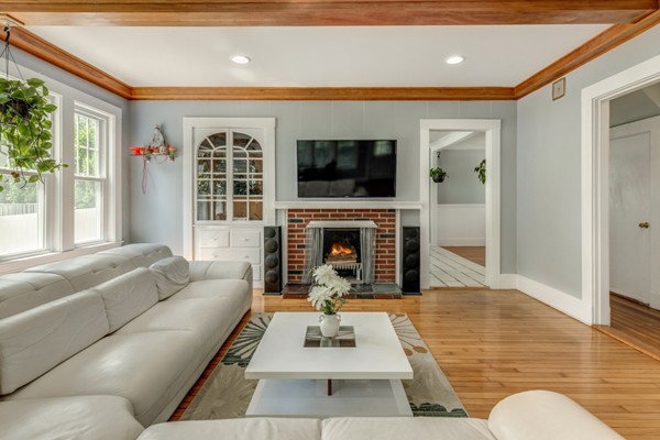 18 Granite Road Saugus, MA 01906 - Photo 12 of 30 Gallery Image 12