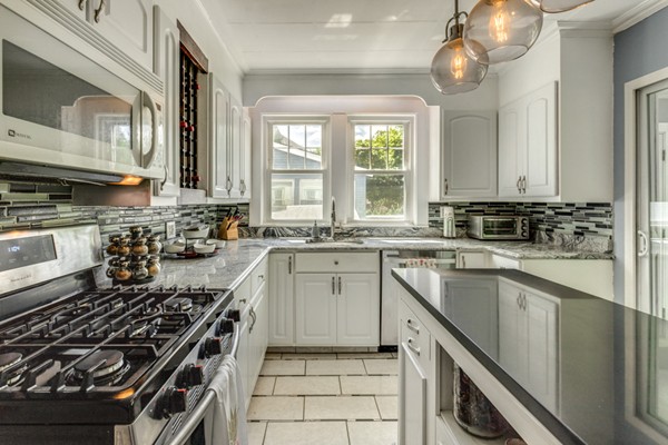 18 Granite Road Saugus, MA 01906 - Photo 16 of 30 Gallery Image 16