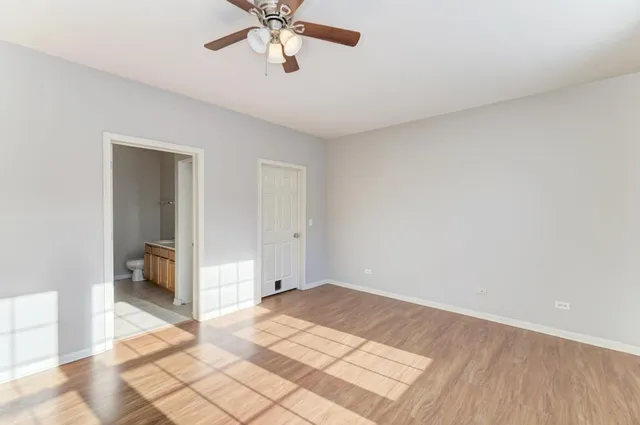 $255,000 | 5116 New Haven Court, Unit 5116, Plainfield, IL 60586