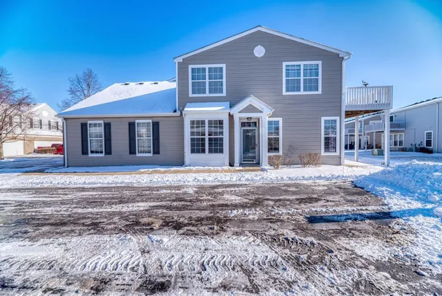 $255,000 | 5116 New Haven Court, Unit 5116, Plainfield, IL 60586