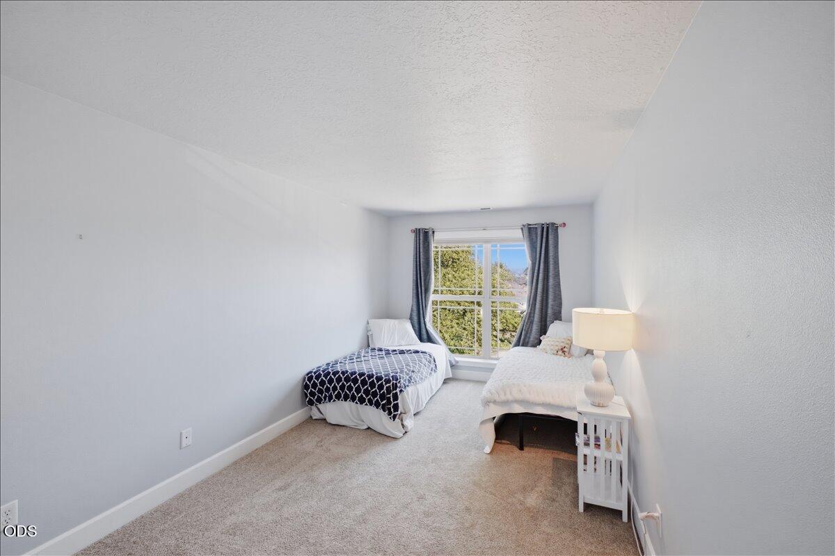2448 Northwest Violet Avenue Albany, OR 97321 - Photo 25 of 46