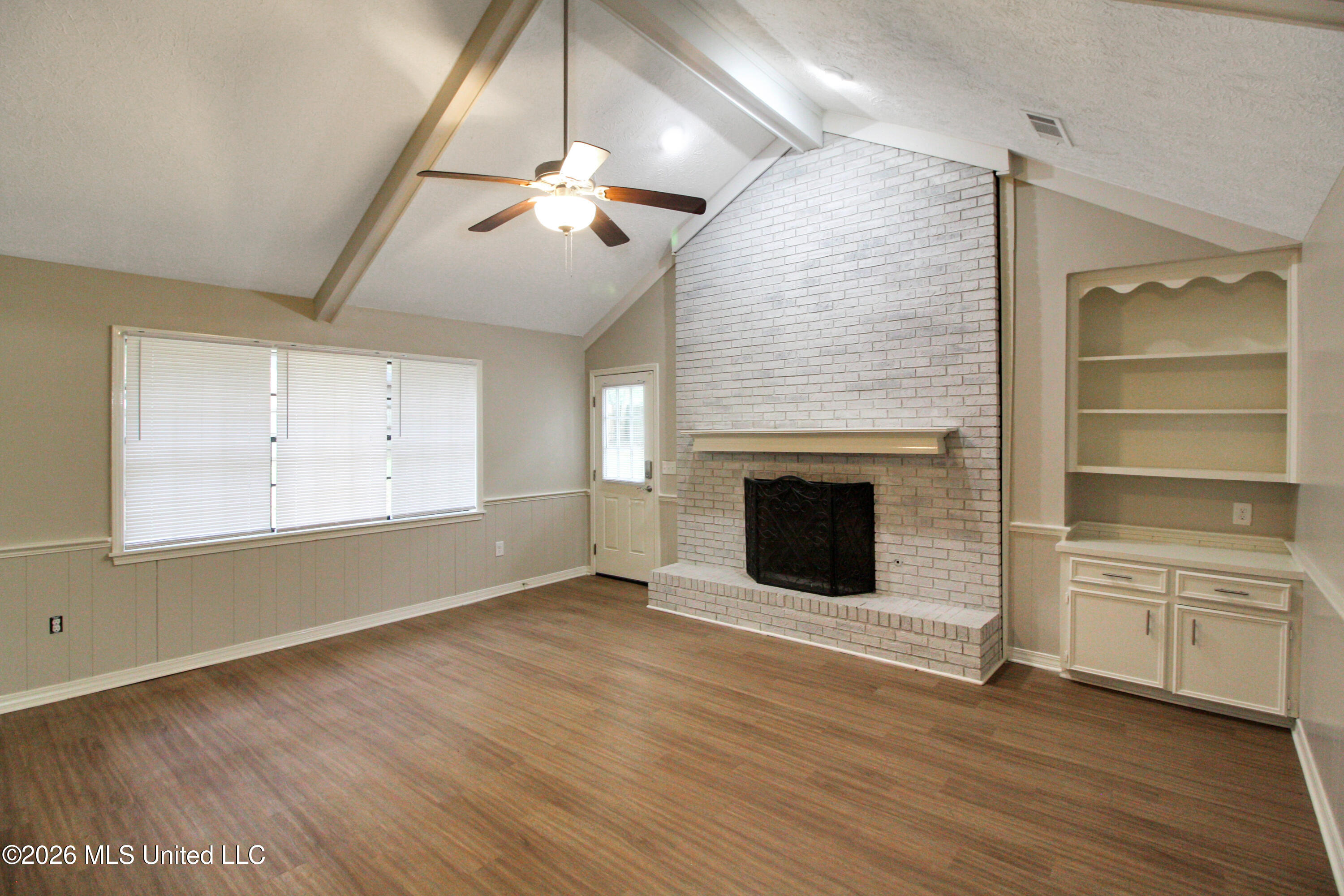 320 Helmsley Drive Brandon, MS 39047 - Photo 5 of 40 IMG_1076