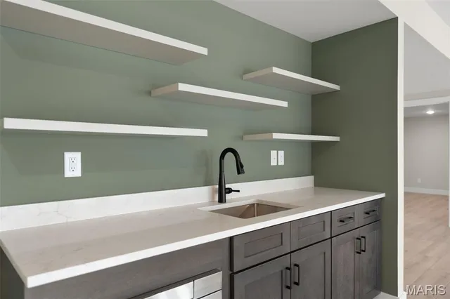 $750,000 | 2409 Fiddler's Close Road, Unit 111 STB, Washington, MO 63090