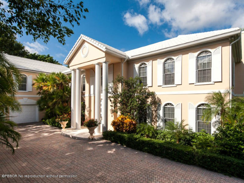 1 Exterior Front