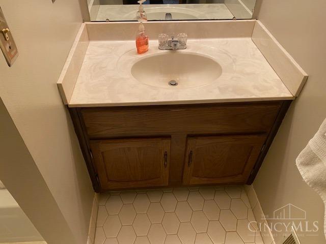3313 North Bend Road, Unit 5 Cincinnati, OH 45239 - Photo 15 of 39