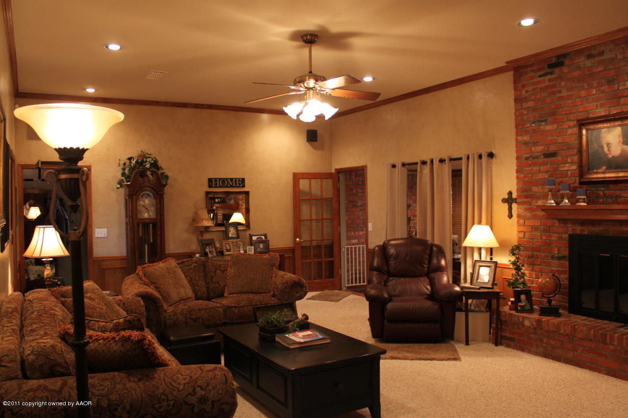 7017 Bayswater Road Amarillo, TX 79109 - Photo 8 of 33 8