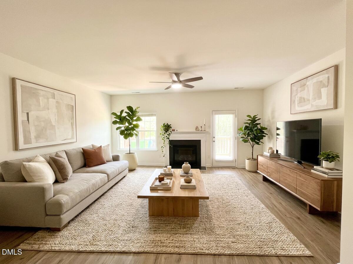 3525 Londonville Lane Raleigh, NC 27604 - Photo 8 of 29 LivingRoom_Londonville