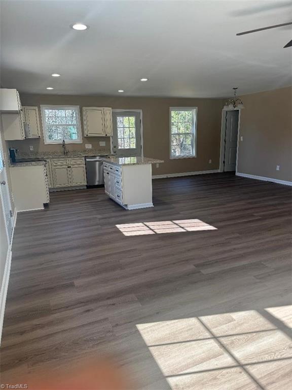 511 South Road High Point, NC 27262 - Photo 2 of 13