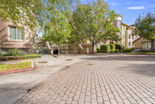 $550,000 | 1550 Technology Drive, Unit 4090, San Jose, CA 95110
