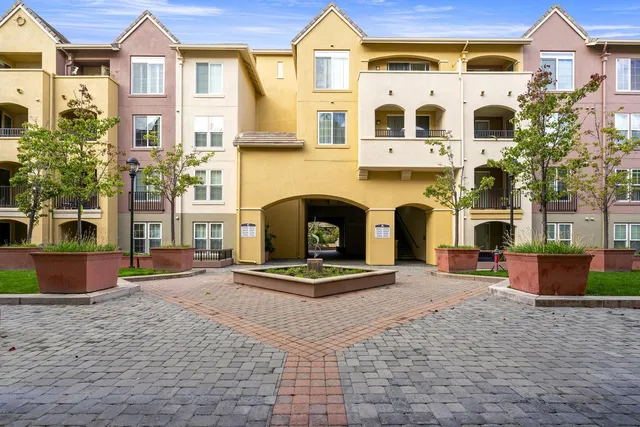 $550,000 | 1550 Technology Drive, Unit 4090, San Jose, CA 95110