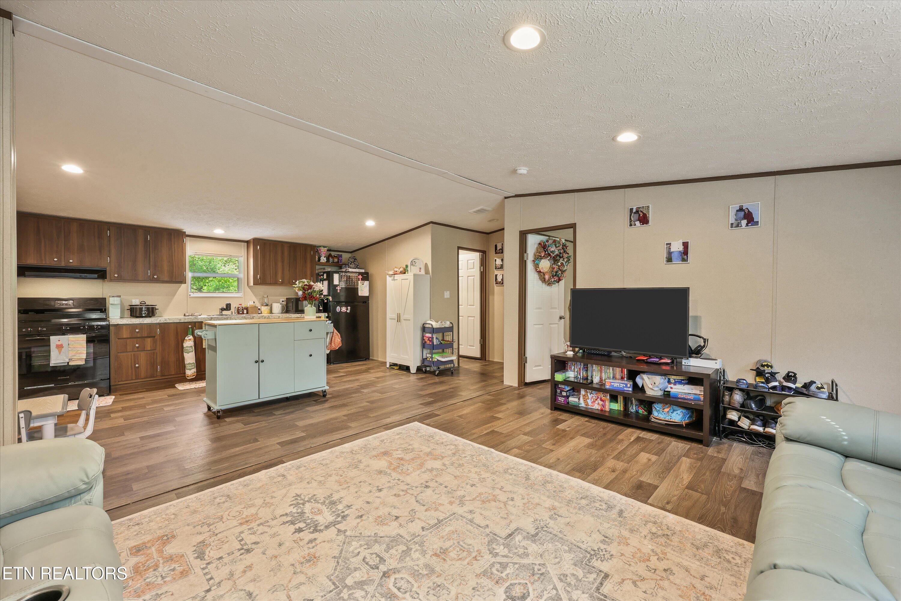 1487 Shields Ferry Road Morristown, TN 37814 - Photo 6 of 25 06-1487 Shields Ferry Rd10