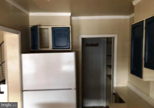 903 Middlesex Road Baltimore, MD 21221 - Photo 5 of 8 Interior (General)