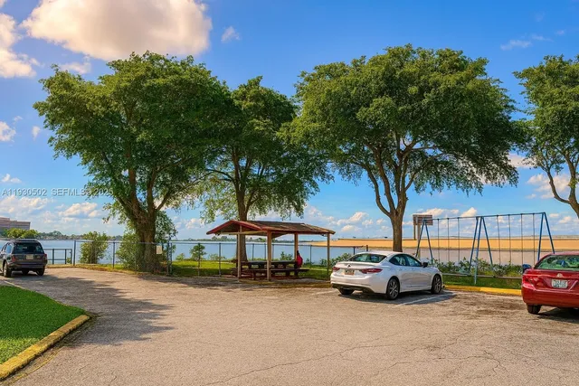 a car parked in front of a building